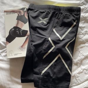 2XU BLACK COMPRESSION SHOETS SIZE SMALL!